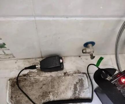 华容屋顶漏水维修公司分享下卫生间漏水的危害及解决方法